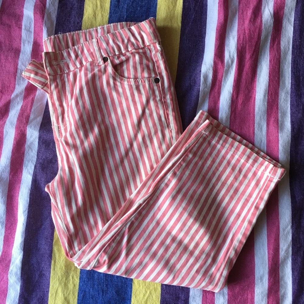 Pink & White Striped 3/4 Pants For Juniors